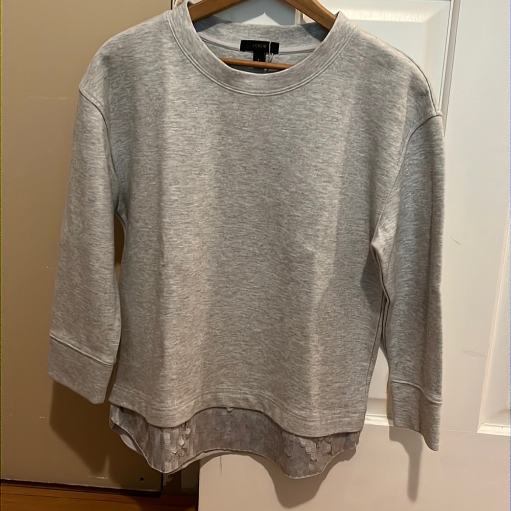NWOT Jcrew sweatshirt with fish scales at the bottom, 3/4 sleeves. Sz. S